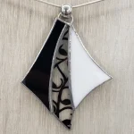 VitrauxCollard.com - Bijoux - Pendentif Argent - Collier verre peint blanc et noir