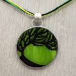 VitrauxCollard.com - Bijoux - Pendentif - Collier Verre peint Tiffany Arbre de vie vert